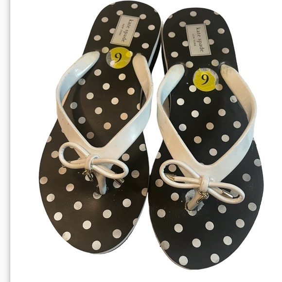 Kate Spade New York Sz 9 Mandy Polkadot Flip Flop - Picture 2 of 7